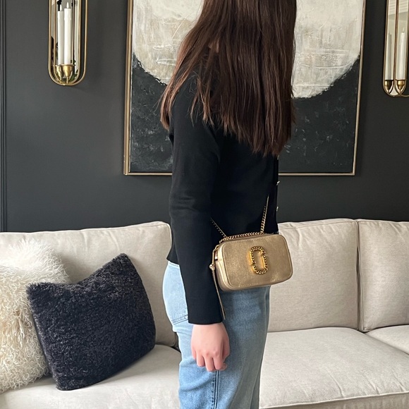 Marc Jacob’s Glam shot Metallic Crossbody soft gold leather bag - Picture 3 of 14